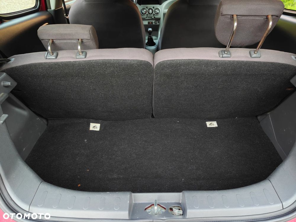 Suzuki Alto 1.0 Club - 11