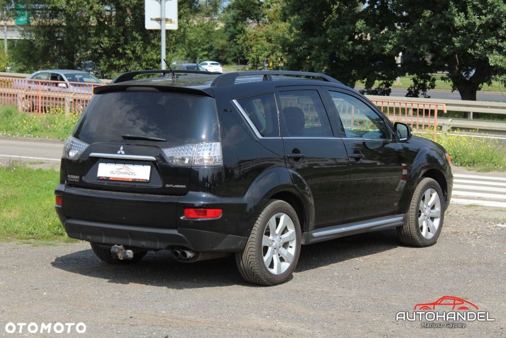 Mitsubishi Outlander - 7