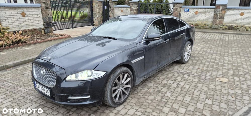 Jaguar XJ 3.0 D V6 Premium Luxury - 16