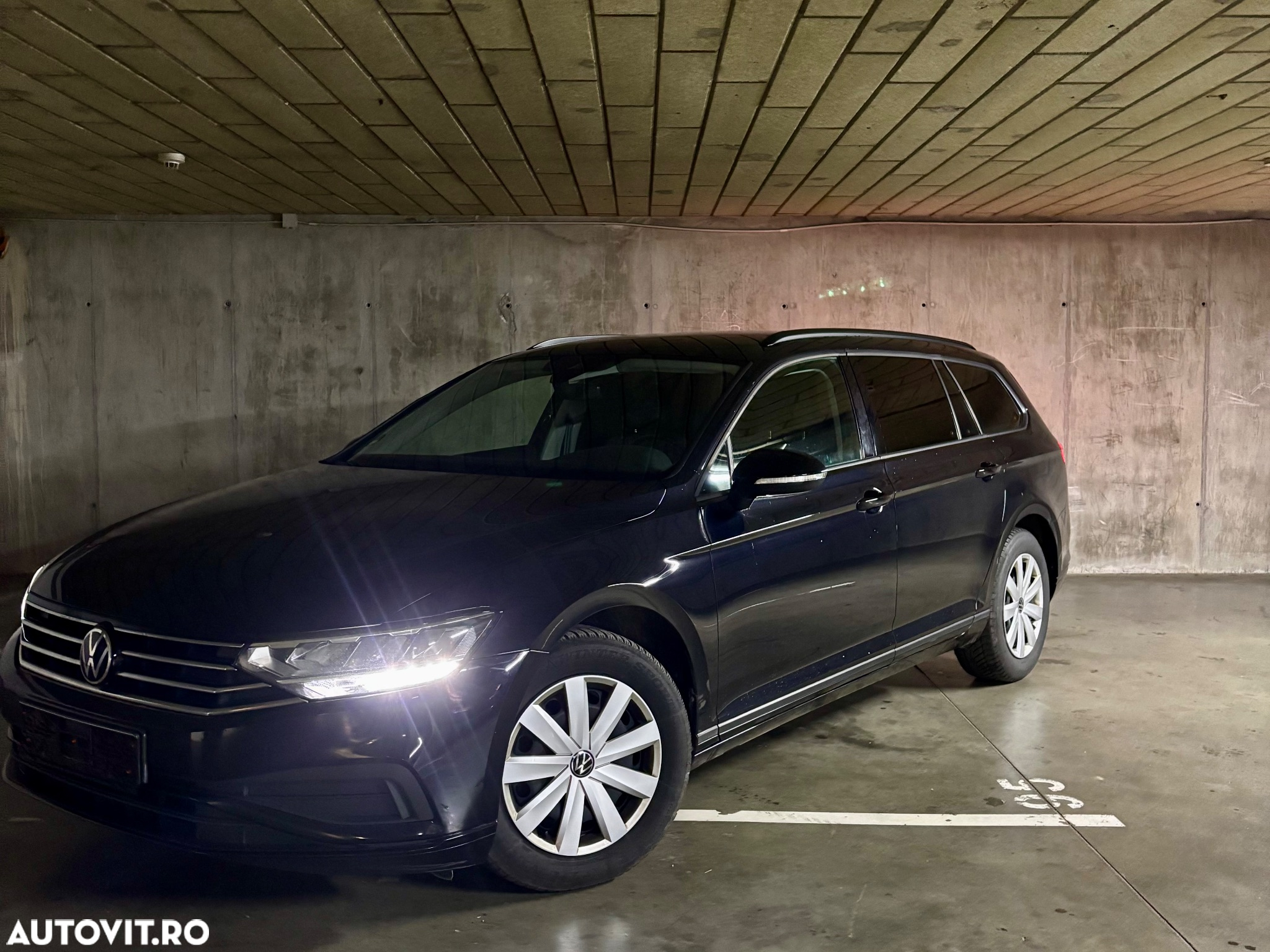 Volkswagen Passat 2.0 TDI SCR DSG - 4