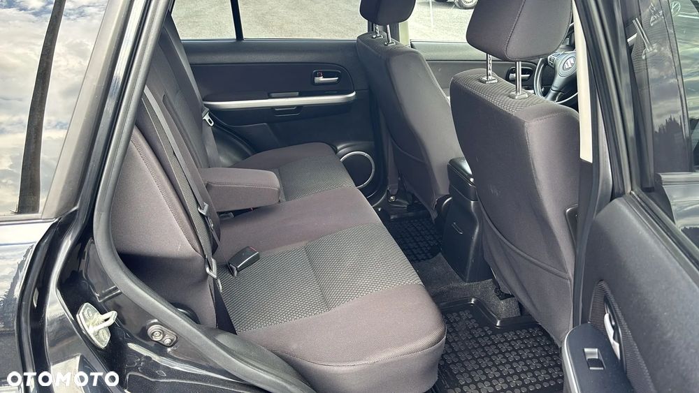 Suzuki Grand Vitara 1.9 DDiS Comfort DPF - 22