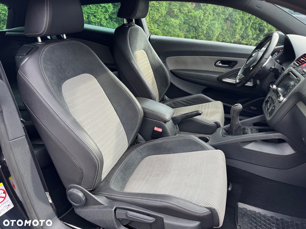 Volkswagen Scirocco 1.4 TSI Edition - 17
