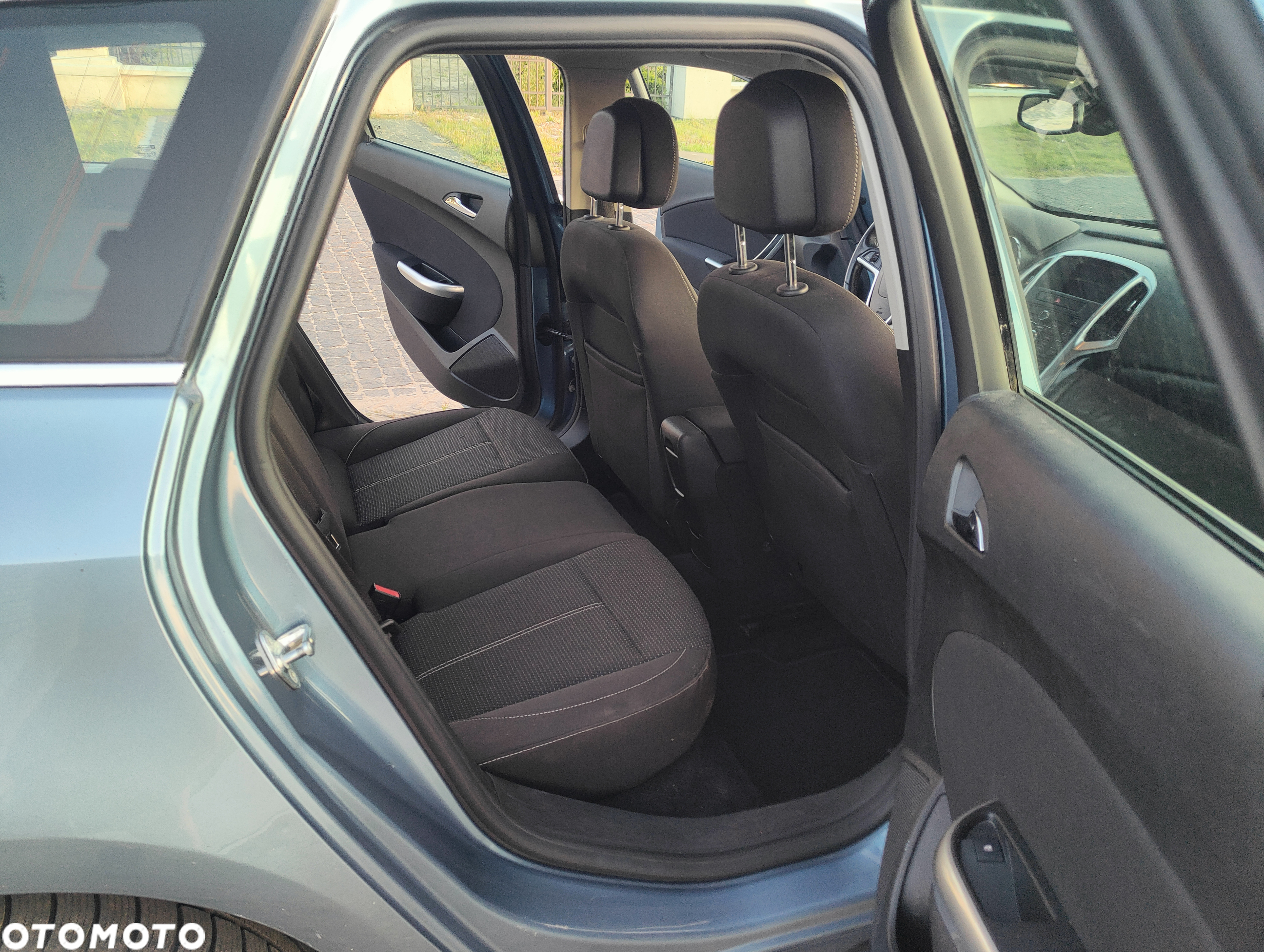 Opel Astra 1.4 Turbo Sports Tourer - 11