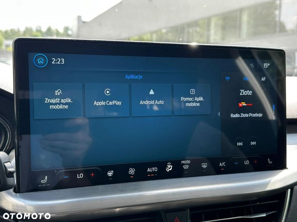 Ford Focus 1.0 EcoBoost Titanium X - 19