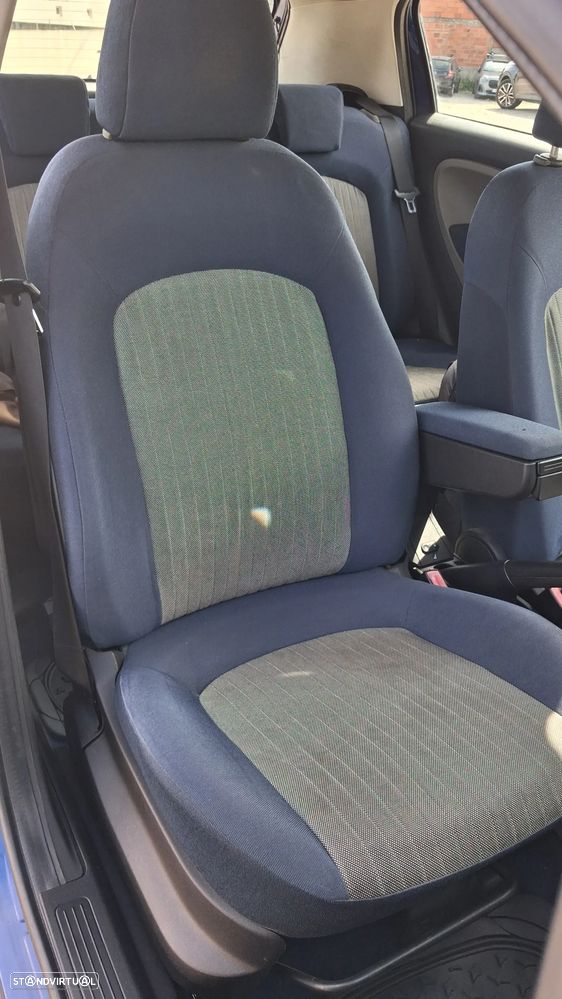 Fiat Grande Punto 1.3 M-Jet Emotion - 27