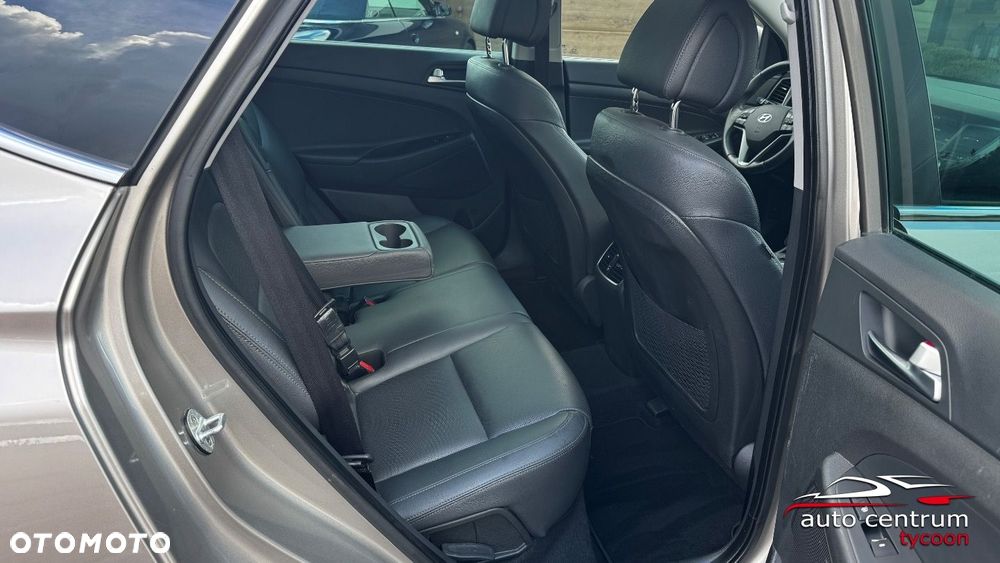 Hyundai Tucson - 16