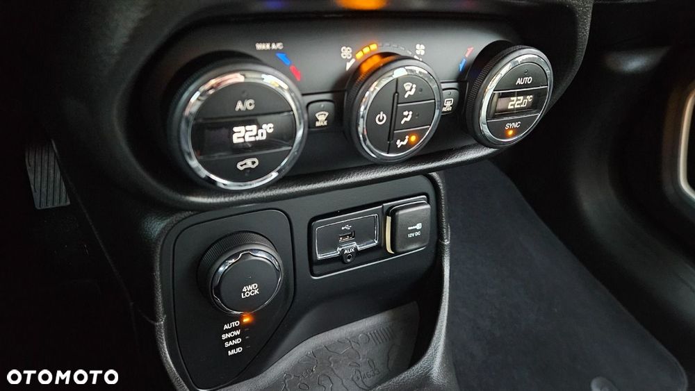 Jeep Renegade 2.0 MultiJet Limited 4WD S&S - 28