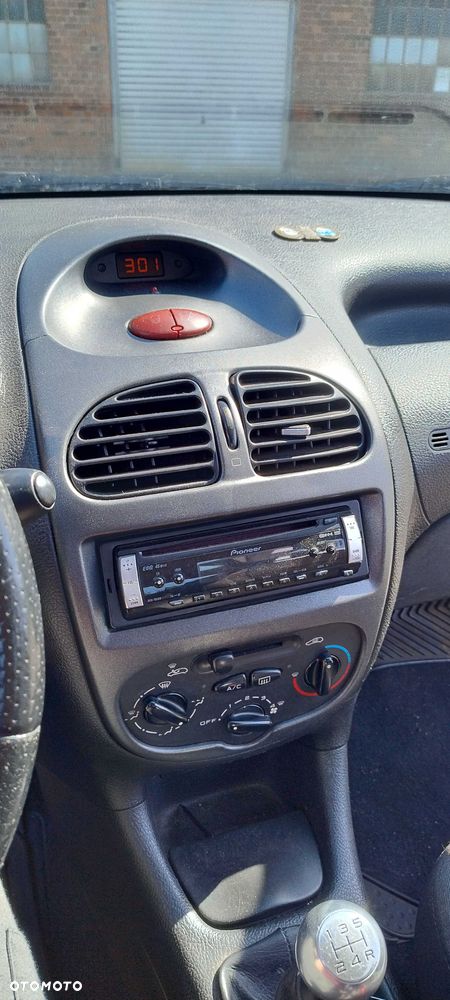 Peugeot 206 - 5