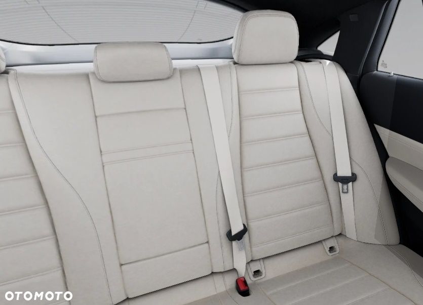 Mercedes-Benz GLE - 12