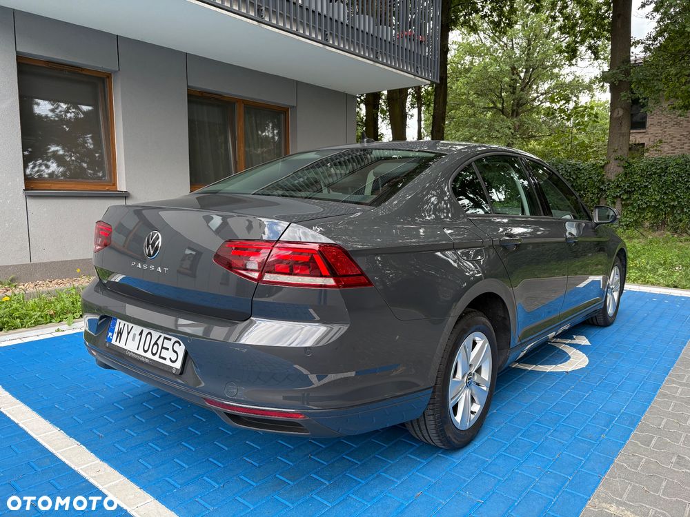 Volkswagen Passat - 6