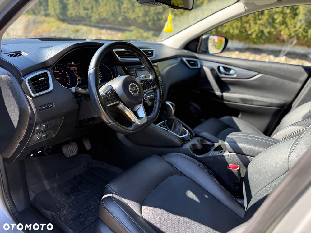 Nissan Qashqai 1.5 dCi Tekna+ DCT - 24