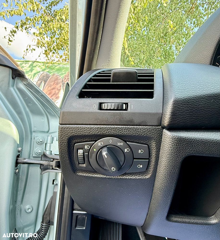BMW Seria 1 116d DPF Edition Sport - 28