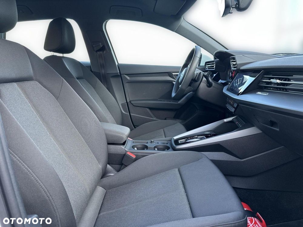 Audi A3 Sportback - 15