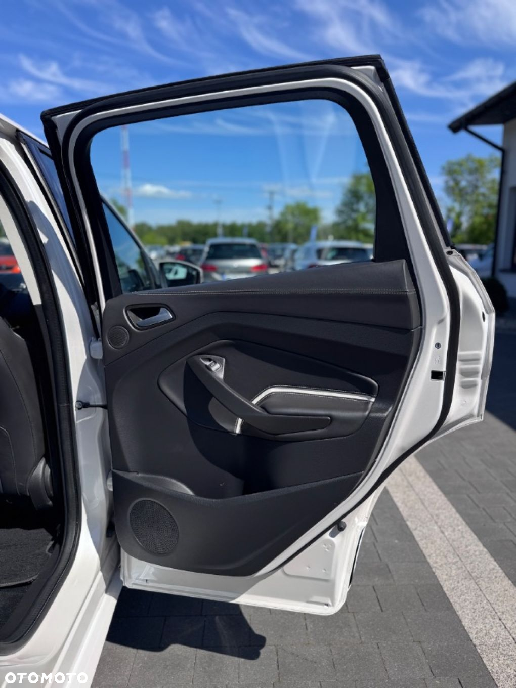 Ford Kuga - 33