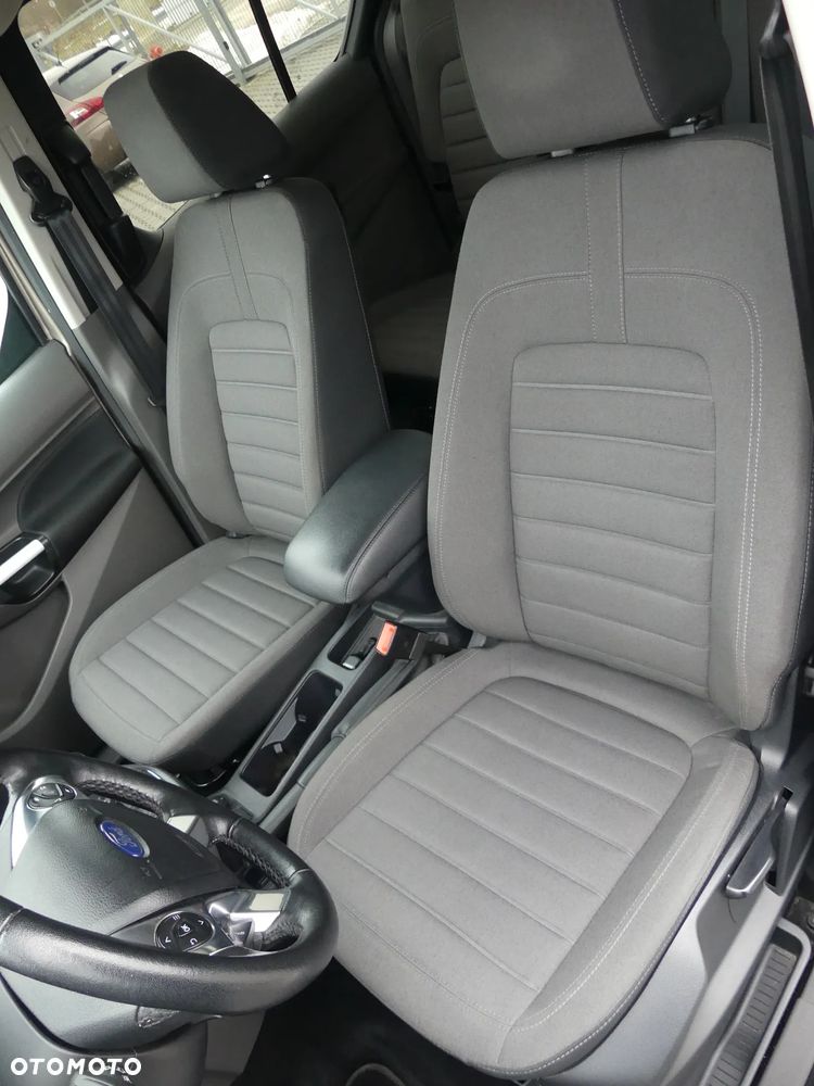 Ford Tourneo Connect - 20