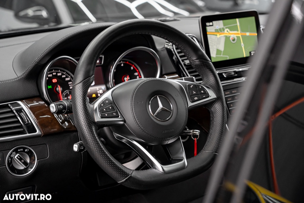 Mercedes-Benz GLS 350 d 4MATIC Aut. - 31