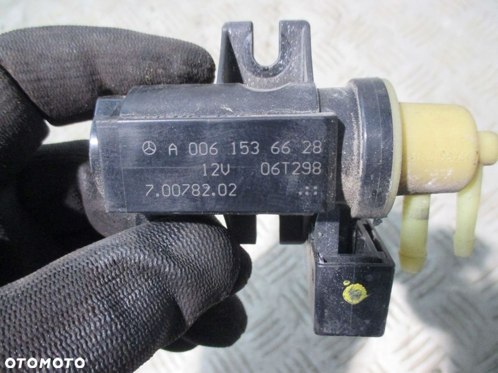 ZAWÓR PODCIŚNIENIA MERCEDES W169 2.0 CDI A0061536628 - 2