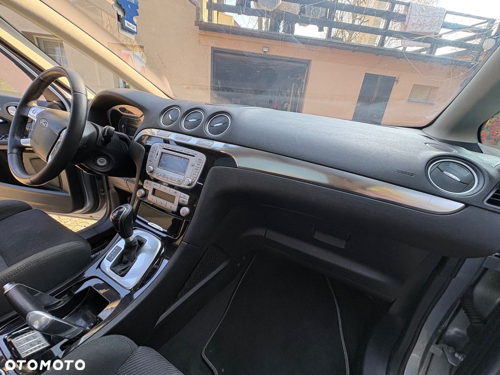 Ford S-Max 2.0 TDCi DPF Titanium MPS6 - 31