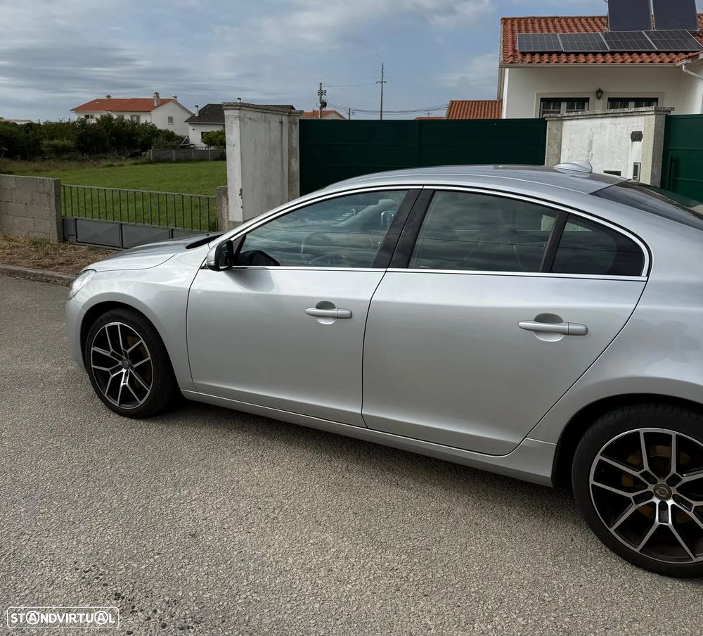 Volvo S60 2.0 D3 Momentum - 5