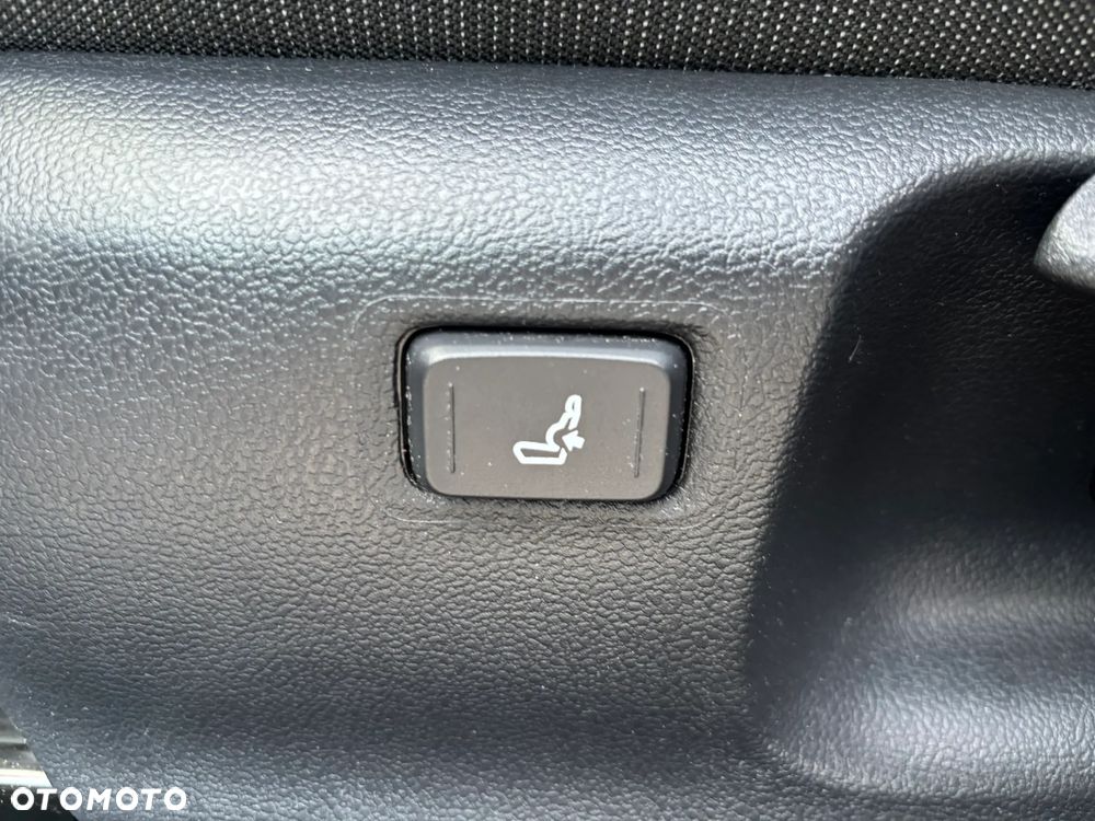 Toyota Corolla 1.8 Hybrid Style - 33