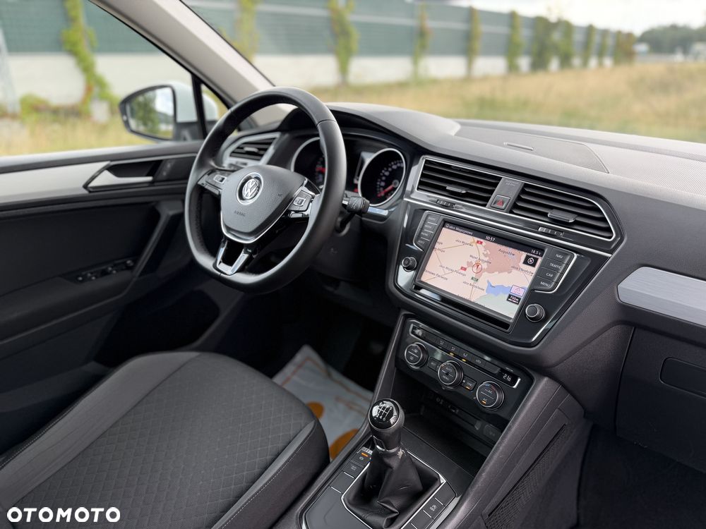 Volkswagen Tiguan - 20