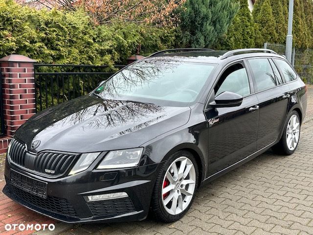 Skoda Octavia 2.0 TDI DSG RS - 1
