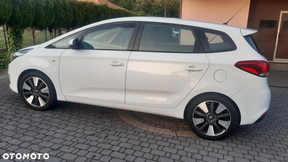 Kia Carens 1.7 CRDi L - 11