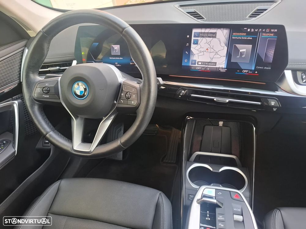 BMW iX1 xDrive30 xLine - 9