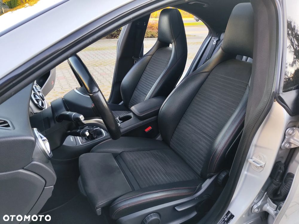 Mercedes-Benz CLA - 15