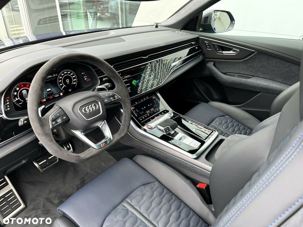 Audi RS Q8 - 32