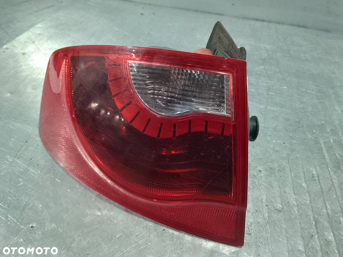 LAMPA TYLNA LEWA SEAT EXEO 3R5945095D SEDAN - 2