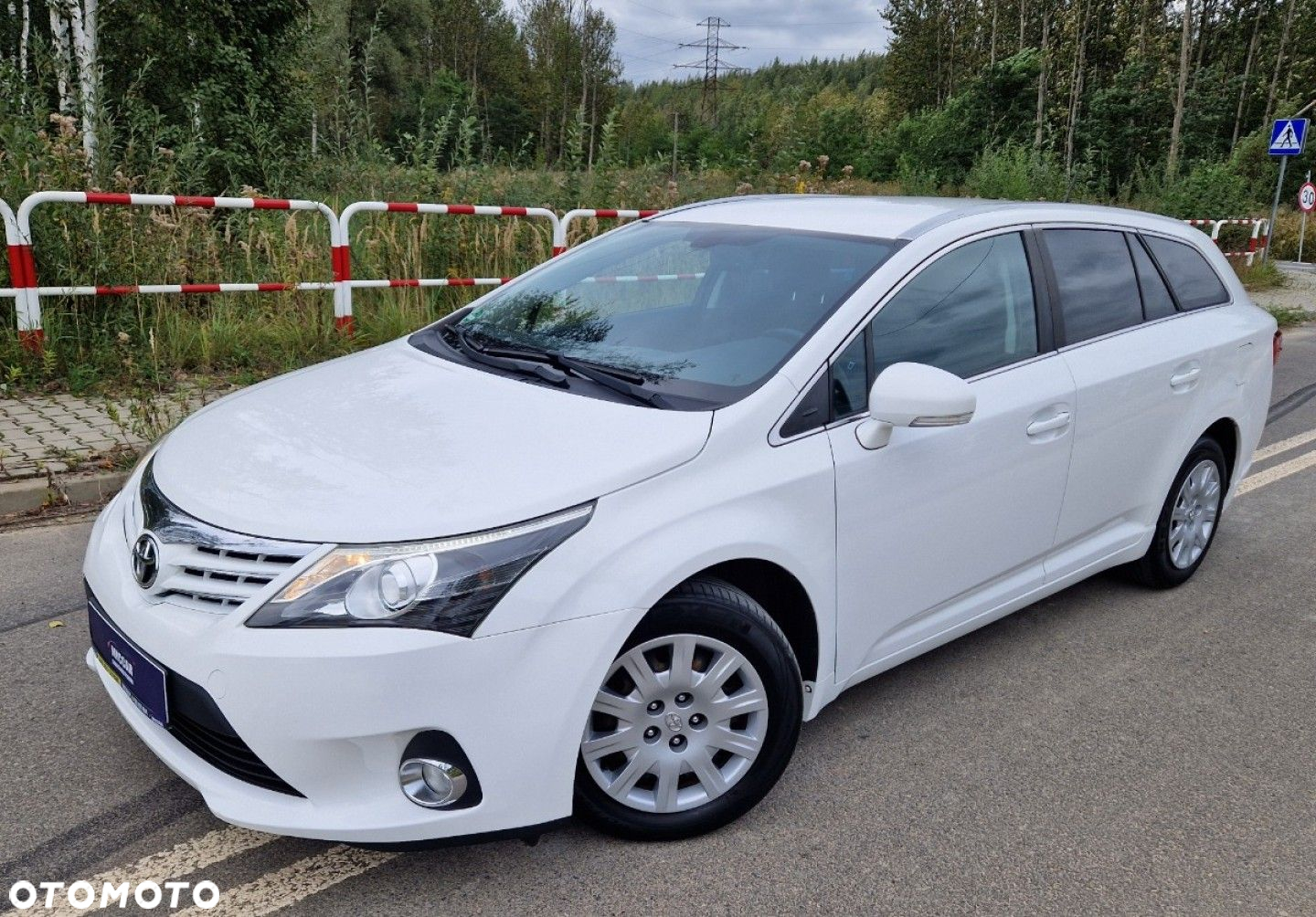 Toyota Avensis Combi 1.8 Business Edition - 3