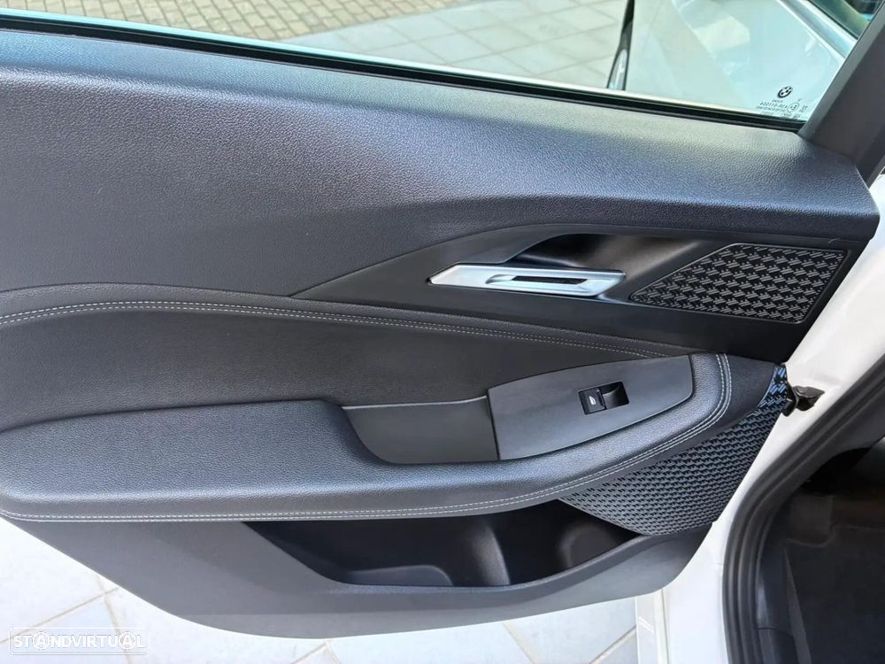 BMW 218 Active Tourer - 29