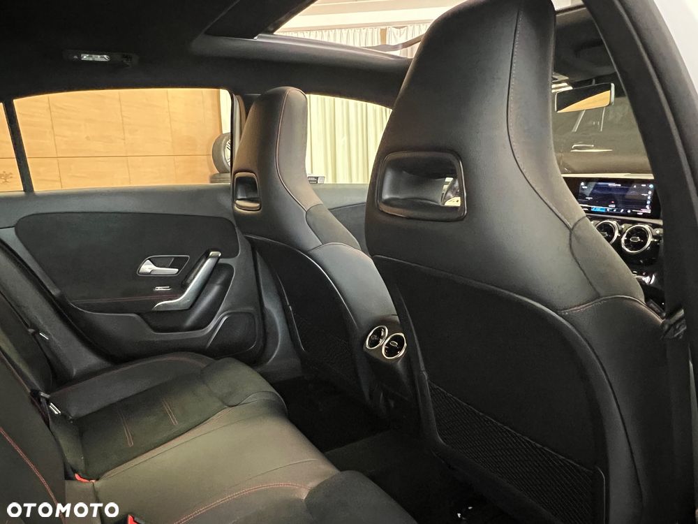 Mercedes-Benz Klasa A 200 AMG Line 7G-DCT - 11