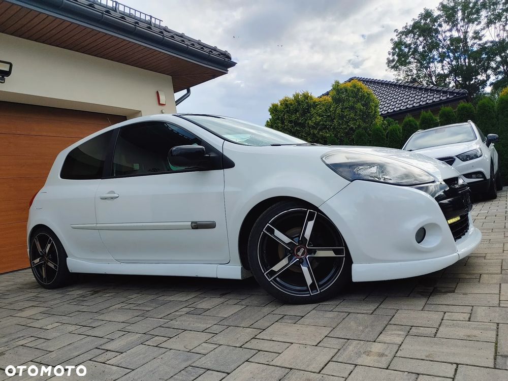 Renault Clio 1.6 16V GT - 31