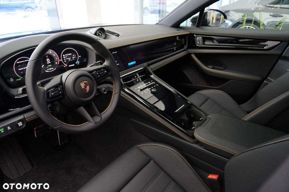 Porsche Panamera - 27
