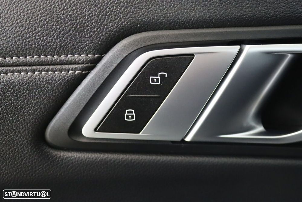 BMW 318 d Line Sport Auto - 15