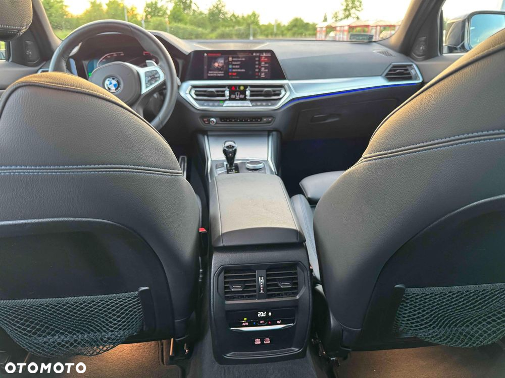 BMW Seria 3 320d xDrive M Sport sport - 7