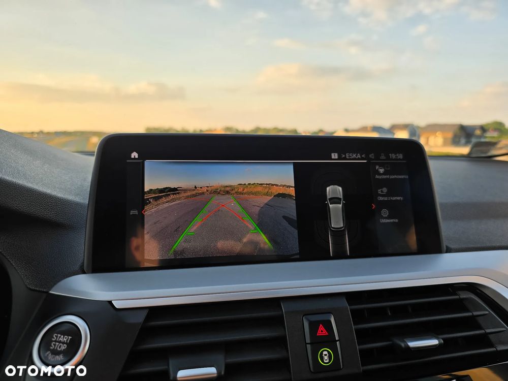 BMW X3 xDrive20d - 24