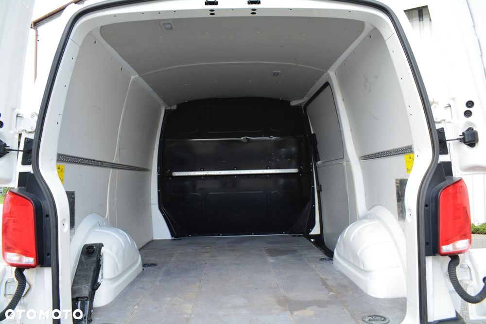 Volkswagen TRANSPORTER T6.1 150KM - 17