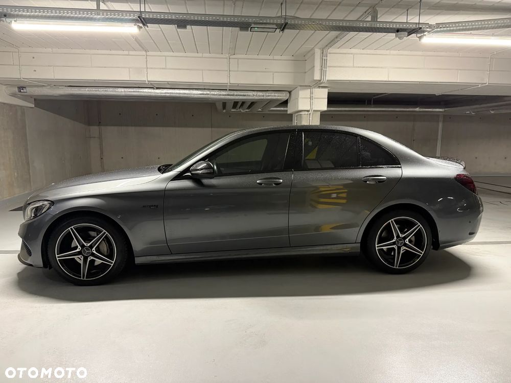 Mercedes-Benz Klasa C 200 4-Matic 9G-TRONIC - 5