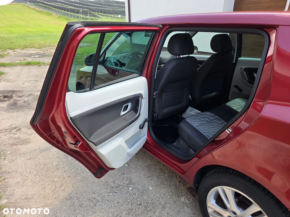 Skoda Fabia 1.6 16V Tiptronic Ambiente - 10