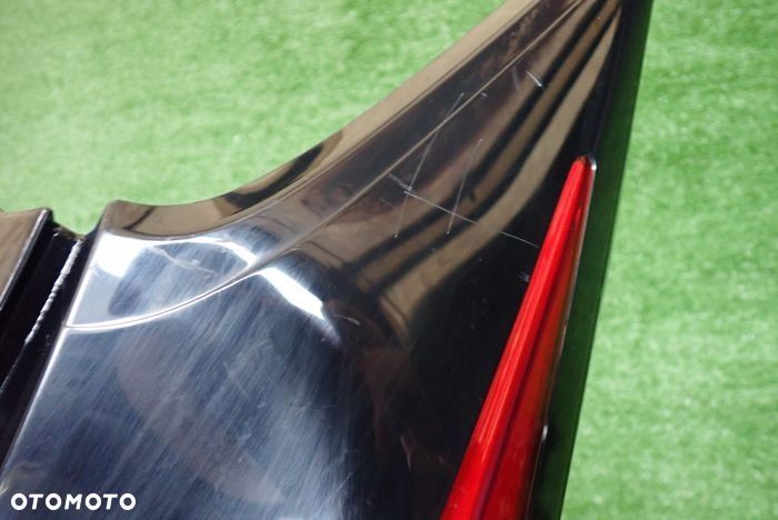 TOYOTA YARIS IV CROSS 20- lampa prawa tylna tył - 4