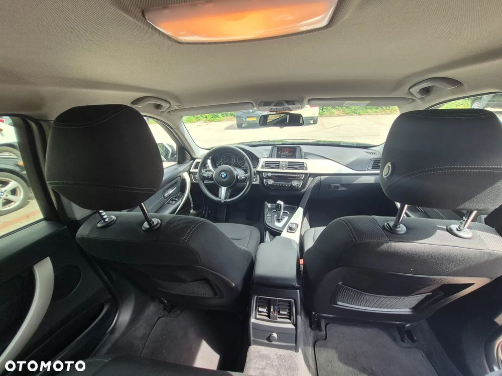 BMW Seria 3 316d - 15
