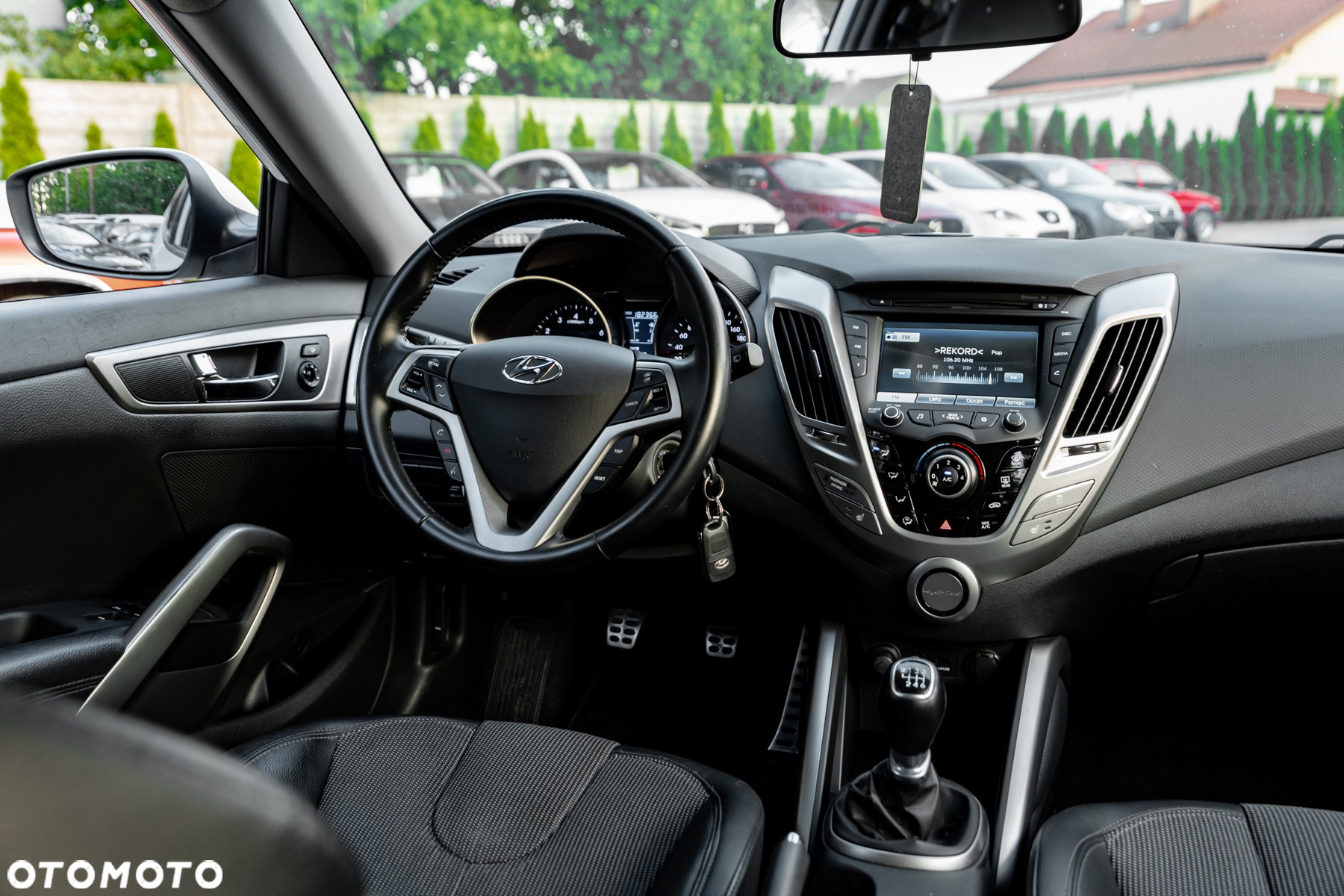 Hyundai Veloster 1.6 GDI Premium - 26