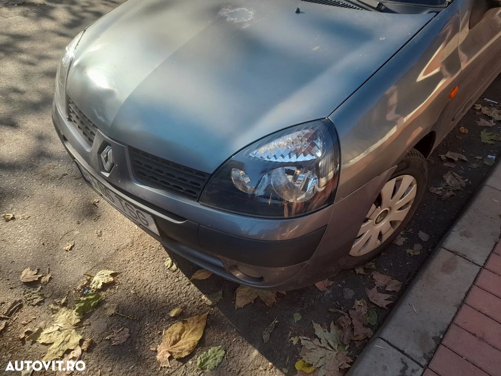 Renault Clio - 12