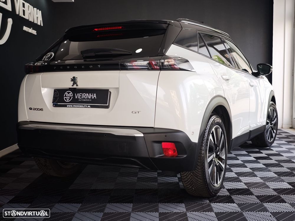 Peugeot e-2008 GT Pack - 26
