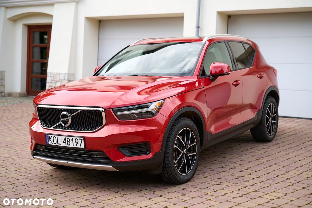 Volvo XC 40 T5 AWD Momentum - 2