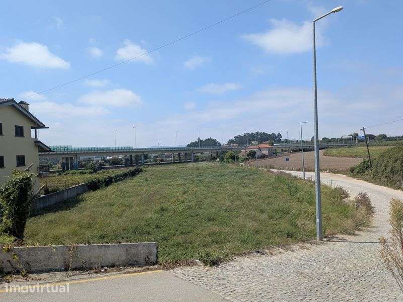 Arrendam-se lotes de 25m2 destinados a Horta Biológica - Grande imagem: 2/2