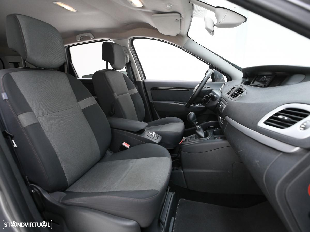 Renault Mégane Scénic - 12